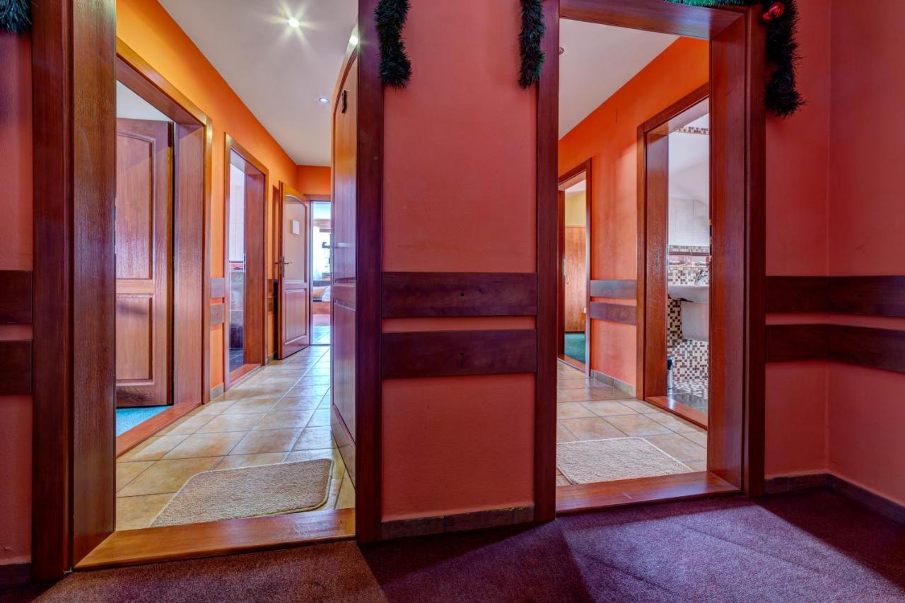 Apartmanovy Dom Slniecko Жьяр Экстерьер фото
