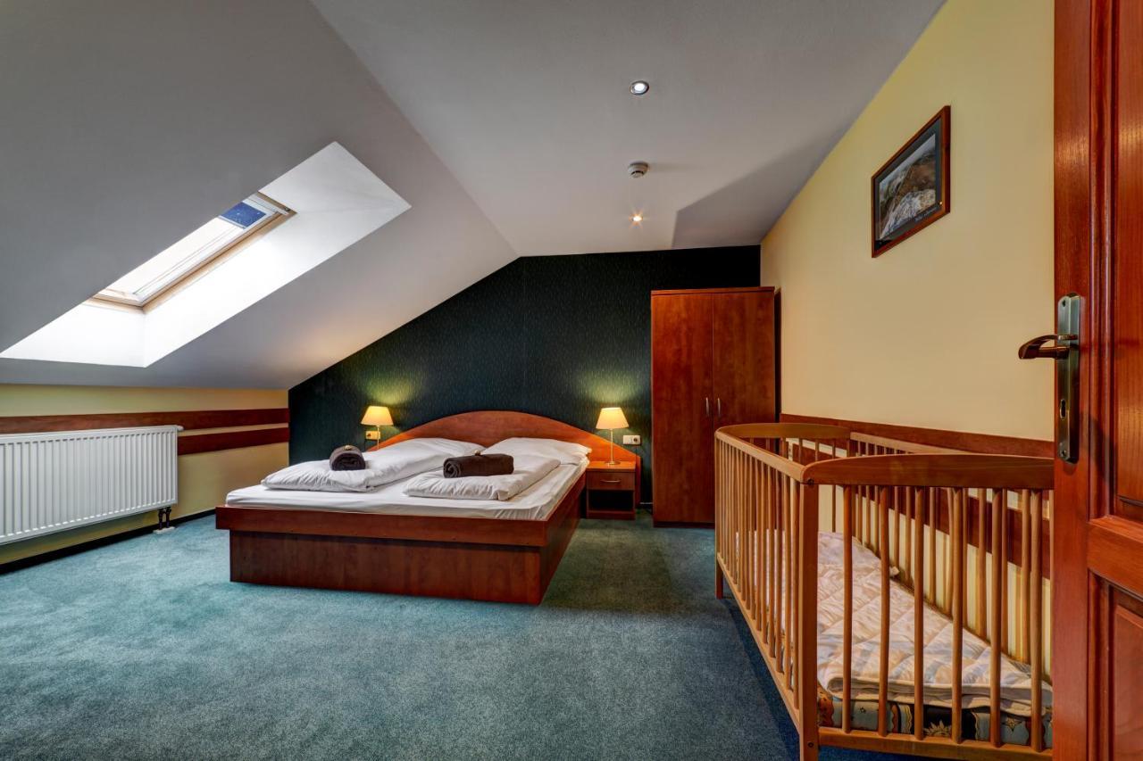 Apartmanovy Dom Slniecko Жьяр Экстерьер фото