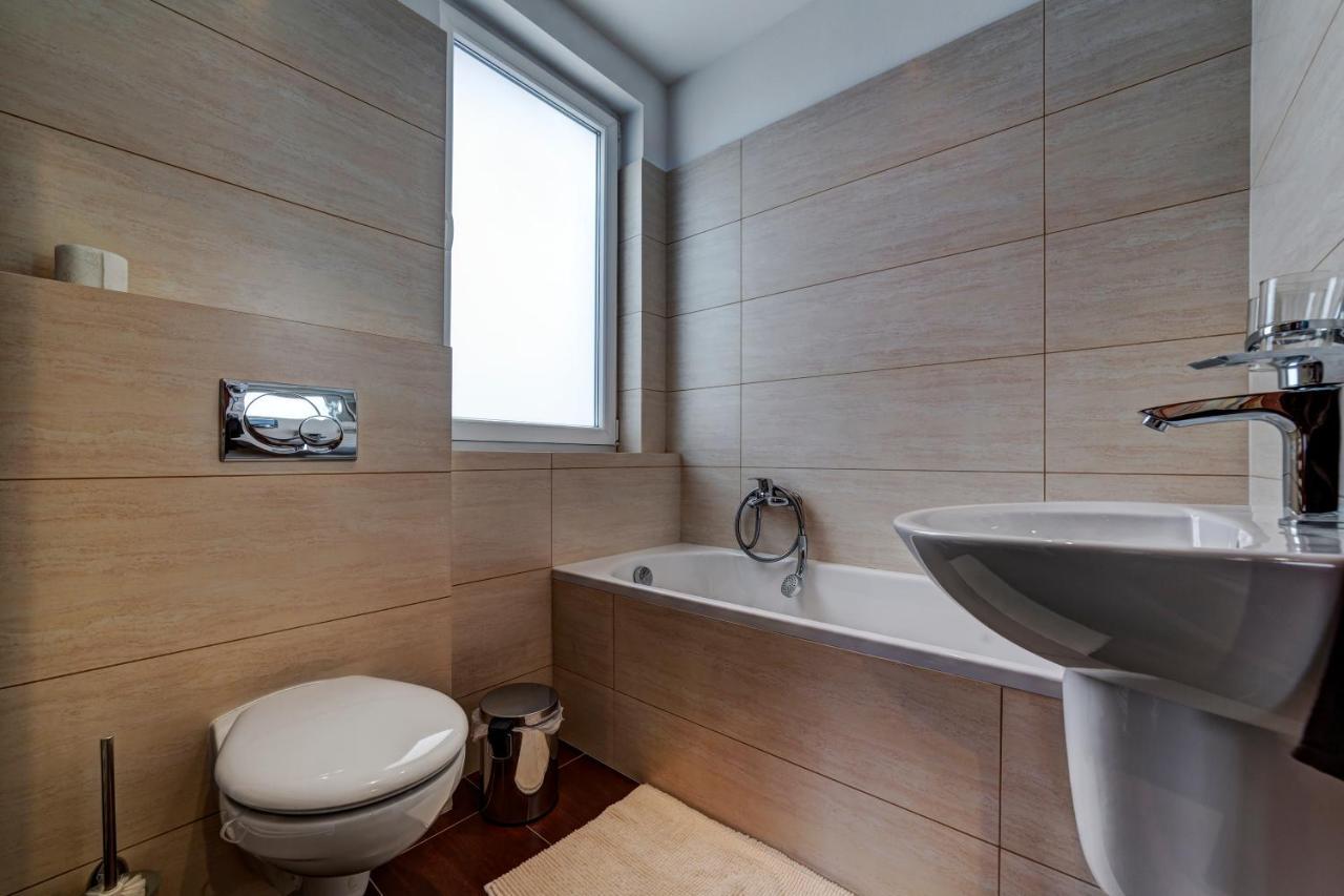 Apartmanovy Dom Slniecko Жьяр Экстерьер фото