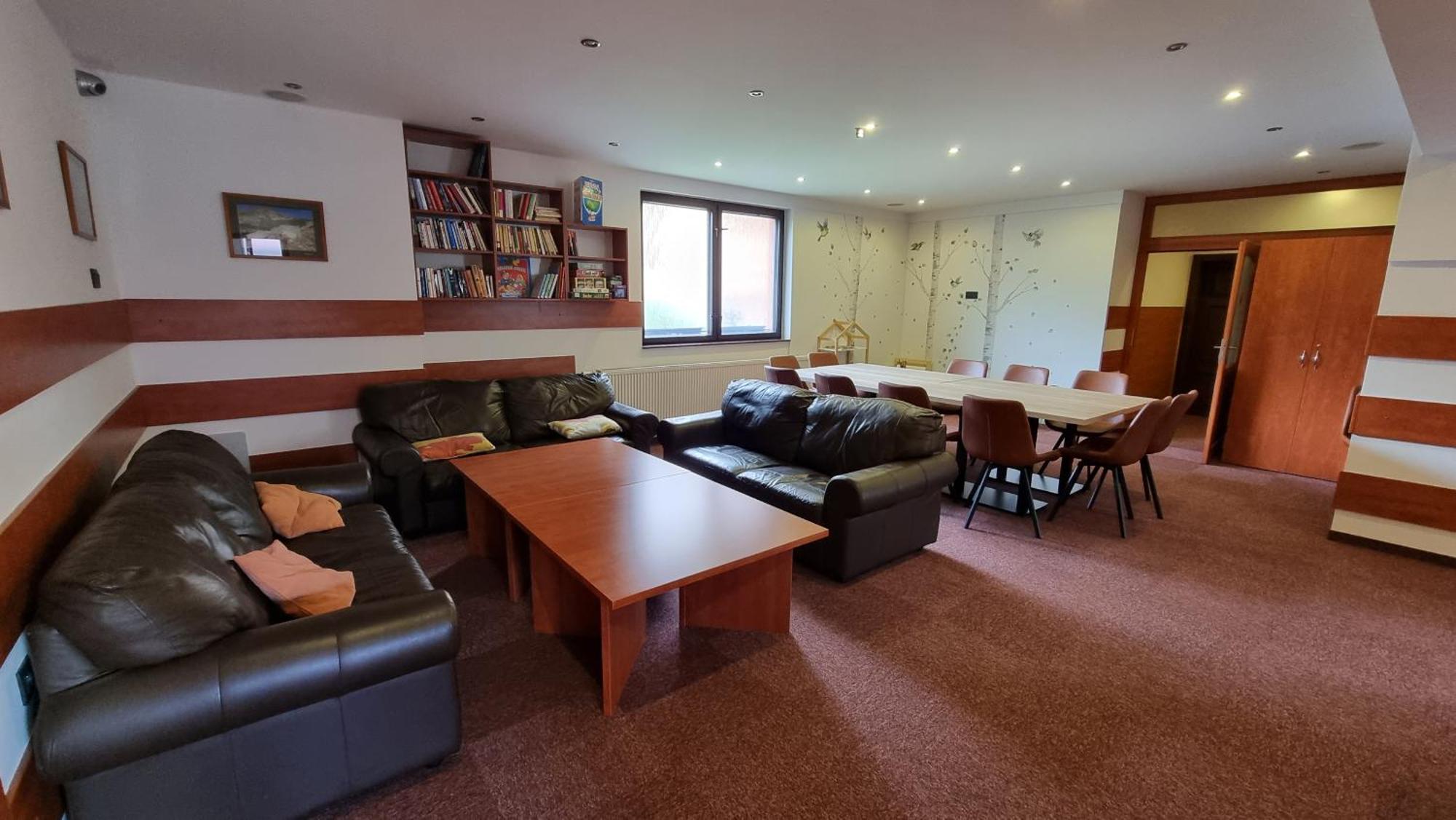 Apartmanovy Dom Slniecko Жьяр Экстерьер фото
